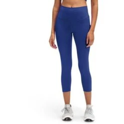 The North Face Motivation High-Rise Pocket Crop Leggings Women's -Bob's Sports Chalet 101379 BOLT BLUE m
