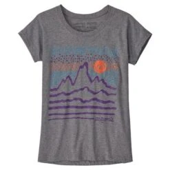 Patagonia Regenerative Organic Certified Cotton Graphic T-Shirt Girls' -Bob's Sports Chalet 105621 FRSTRSHINEGRVL HTHR m