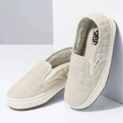 Vans Slip-Er 2 Slippers -Bob's Sports Chalet 109348 SUEDEOATMEALSHERPA m