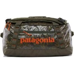 Patagonia Black Hole Duffel Bag 40L -Bob's Sports Chalet 95086 LICHENBASIN GREEN m
